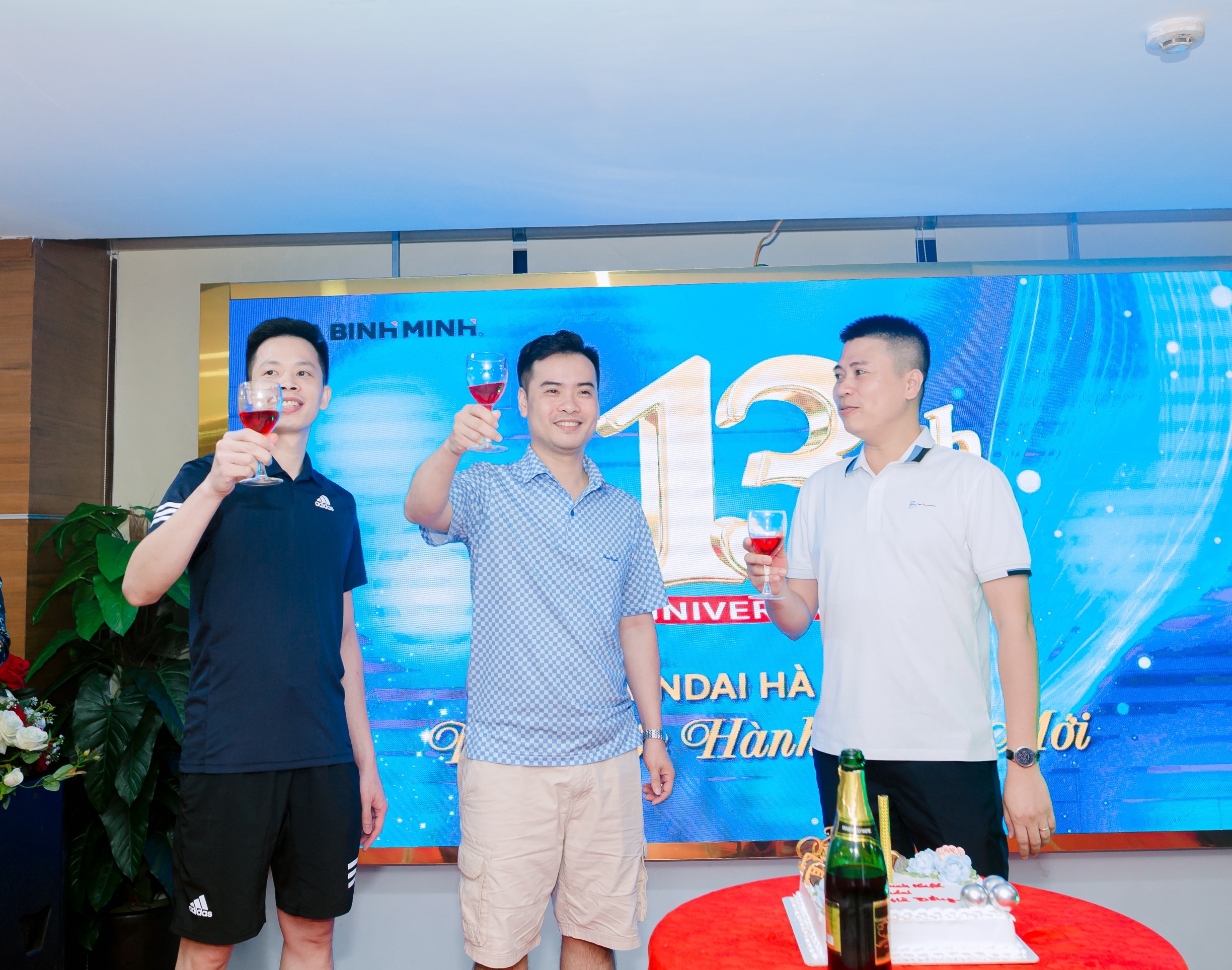 Ch&uacute;c mừng Hyundai H&agrave; Đ&ocirc;ng tuổi 13 - Tiếp bước h&agrave;nh tr&igrave;nh mới