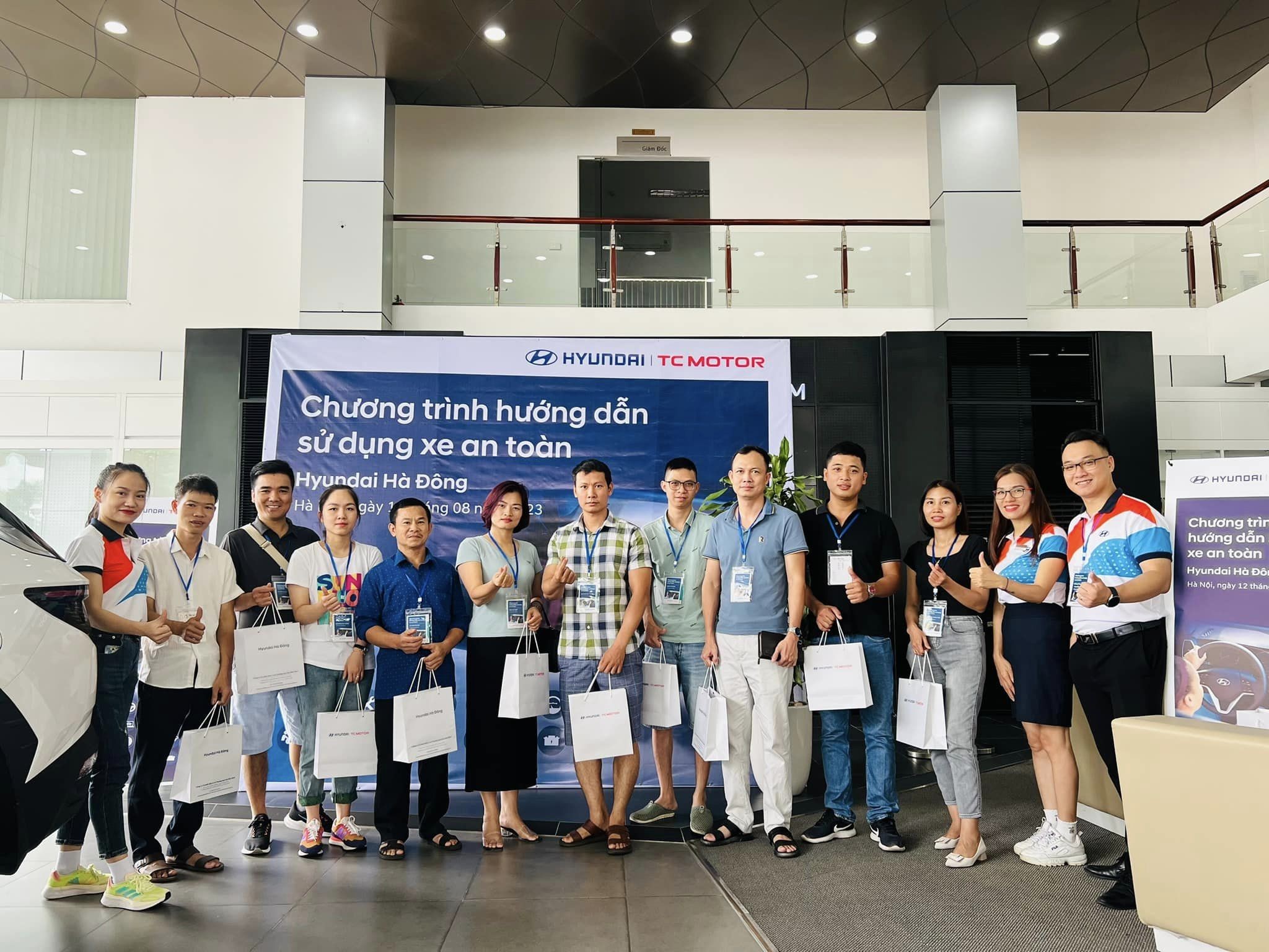 Chương tr&igrave;nh hướng dẫn l&aacute;i xe an to&agrave;n th&agrave;nh c&ocirc;ng tốt đẹp